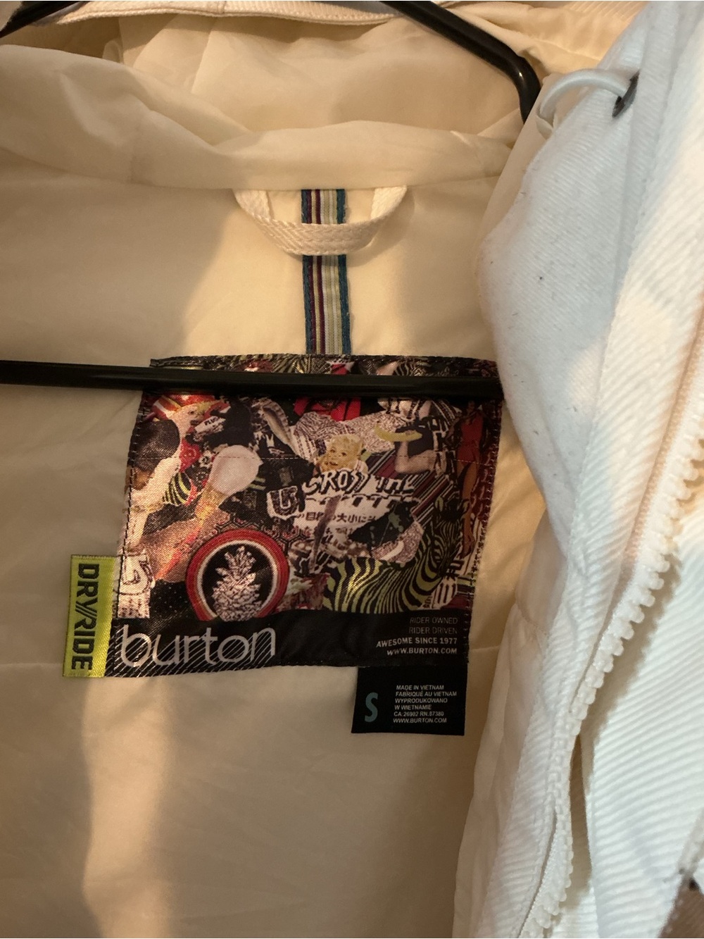 Burton DRYRIDE Women's White Hooded Snowboard/Ski Jacket Size Small - Picture 3 of 4